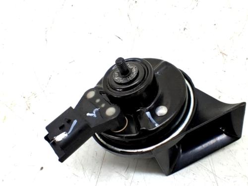 Used Horn RENAULT CAPTUR II (HF_) E-TECH 160 (158 hp) 31700870