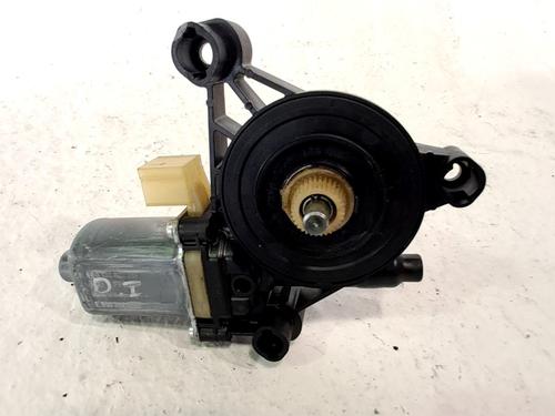 Used Left front window motor Left front window motor SEAT LEON (5F1) 1.5 TSI (150 hp) 33765210 33765210