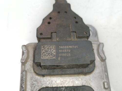 Elektronisk sensor IVECO DAILY VI Platform/Chassis 35S16, 35C16, 40C16, 50C16, 60C16, 65C16, 70C16 | BP27461579M84 