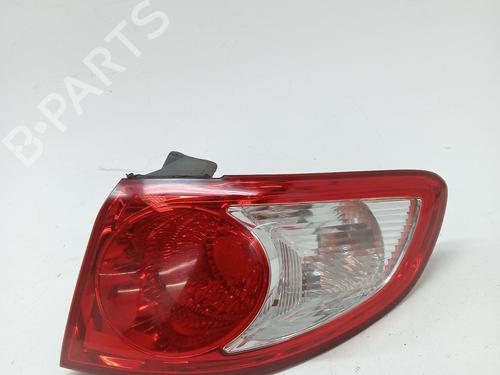 Used Right taillight HYUNDAI SANTA FÉ II (CM) 2.2 CRDi (155 hp) 24109120
