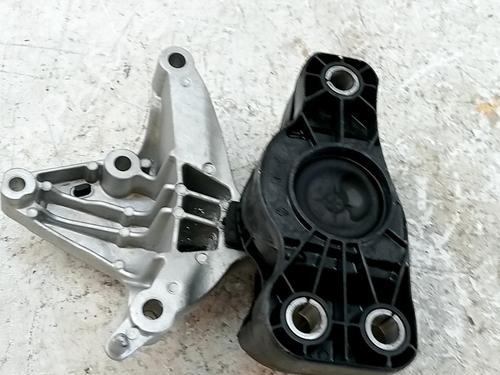 Used Engine mount Engine mount 37604549 37604549