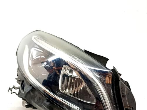 Used Right headlight MERCEDES-BENZ B-CLASS Sports Tourer (W246, W242) B 180 CDI / d (246.212) (109 hp) 32105073