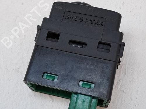 Headlight switch NISSAN NAVARA NP300 (D40) 2.5 dCi 4WD | BP25248744I24 