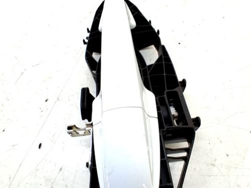 Used Rear left exterior door handle FORD FIESTA VII (HJ, HF) 1.1 Ti-VCT (86 hp) 31580374