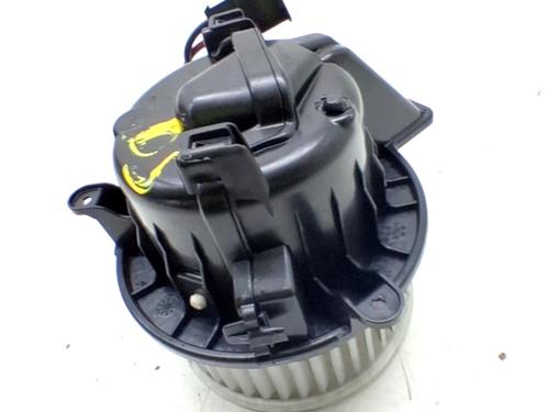 Motor da chauffage VW POLO VI (AW1, BZ1, AE1) 1.0 TSI (95 hp) 31609804