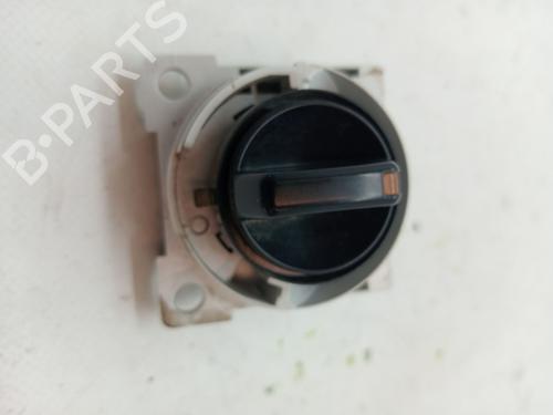 Used Headlight switch SUZUKI GRAND VITARA II (JT, TE, TD) 1.9 DDiS All-wheel Drive (JT419, TD44, JB419WD, JB419XD,... (129 hp) 23354607