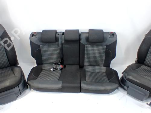 Set di sedili VW POLO V (6R1, 6C1) 1.2 TSI 16V (90 hp) 31286856