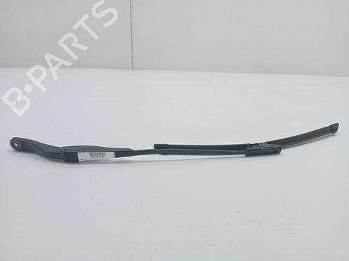 Used Front windshield wiper arm DACIA SANDERO II 1.2 (75 hp) 23343595
