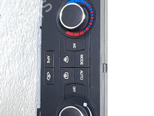 Comando clima CHEVROLET CAPTIVA (C100, C140) 2.0 D 4WD (150 hp) 31701301