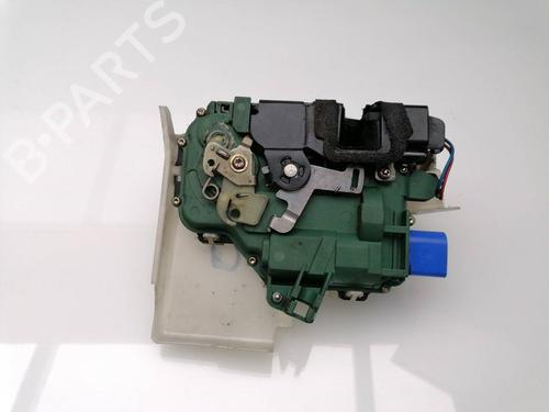 Used Front right lock VW POLO IV (9N_, 9A_) 1.9 TDI (101 hp) 24426271