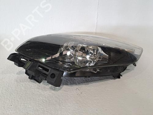 Used Left headlight RENAULT MEGANE II Saloon (LM0/1_) 1.5 dCi (LM0F, LM0T, LM2B) (82 hp) 31369364