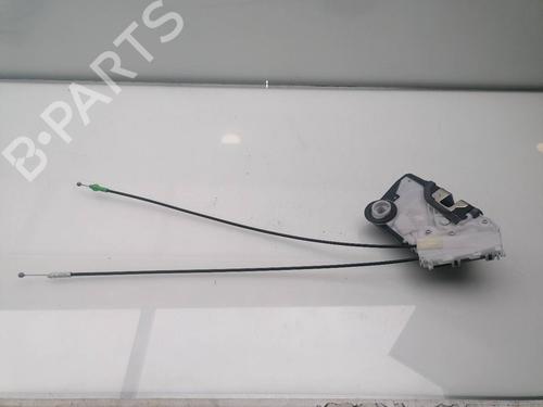 Used Front right lock TOYOTA YARIS (_P13_) 1.5 (NSP131_) (112 hp) 23421128