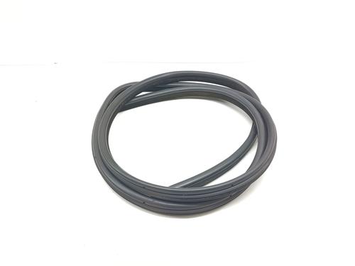 Used Rubber door seal BMW 5 (E60) 530 d (218 hp) 26538476