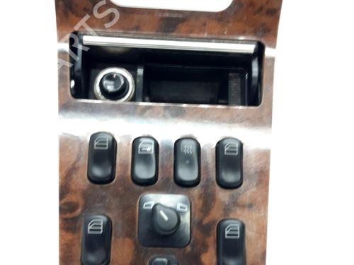 Switch MERCEDES-BENZ M-CLASS (W163) ML 270 CDI (163.113) | BP32159817I30