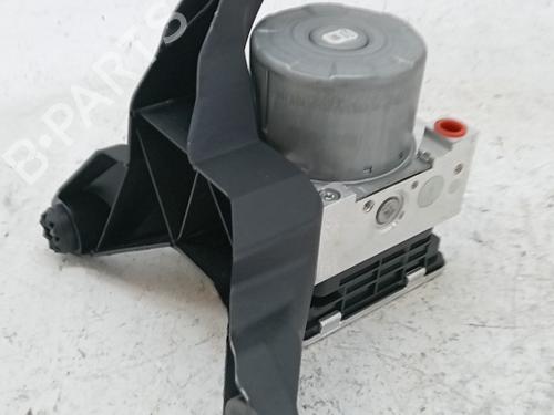 ABS pump BMW 1 (F40) 118 d | BP40546424M43 - Image 4