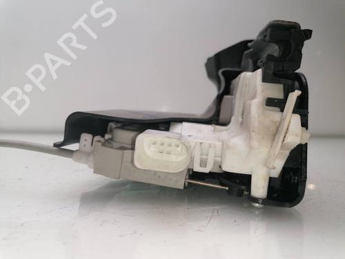 Venstre foran lås AUDI A4 B9 Avant (8W5, 8WD) 2.0 TFSI (190 hp) 23941444