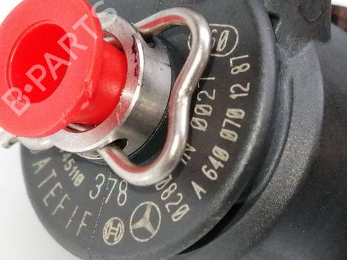 Used Injector MERCEDES-BENZ B-CLASS Sports Tourer (W245) B 180 CDI (245.207) (109 hp) 23893560