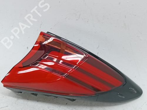 right-taillight-toyota-c-hr-_x1_-2016-39740227 main image