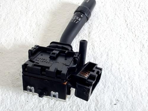 Steering column stalk TOYOTA AVENSIS Saloon (_T25_) 2.0 D-4D (ADT250_, ADT250R) | BP29559192I23 