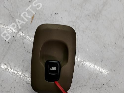 Mando elevalunas trasera derecho Mando elevalunas trasera derecho VOLVO XC90 I (275) D5 AWD (185 hp) 33871211 33871211