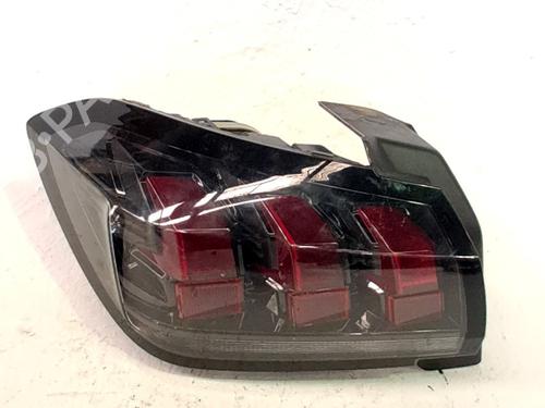 Used Left taillight Left taillight PEUGEOT 208 II (UB_, UP_, UW_, UJ_) e-208 (136 hp) 33772387 33772387