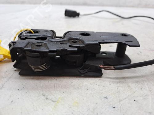 Hood lock AUDI A3 (8P1) 1.8 TFSI | BP23359233C133 