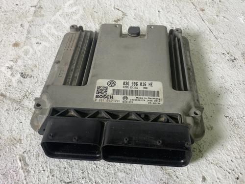 Used Engine control unit (ECU) Engine control unit (ECU) SEAT TOLEDO III (5P2) 2.0 TDI (140 hp) 39740385 39740385
