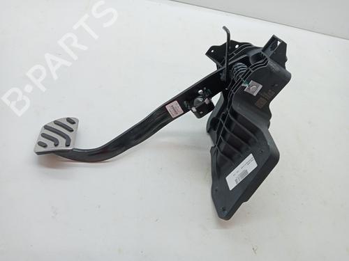 Used Break pedal MG MG HS 1.5 EHS Hybrid (CSA6463) (258 hp) 23346848