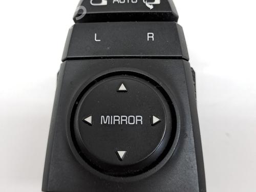 Used Mirror switch KIA SPORTAGE IV (QL, QLE) 1.7 CRDi (116 hp) 23364534