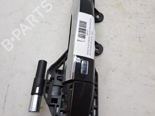 front-right-exterior-door-handle-mg-mg-zs-suv-azs1-2017-31163854 main image