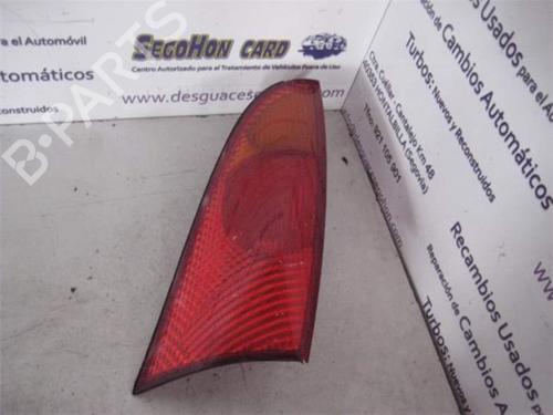 Højre baglygte FORD FOCUS I (DAW, DBW) 1.8 Turbo DI / TDDi (90 hp) 25458788