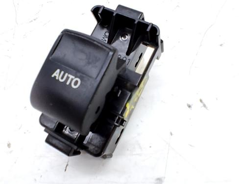Venstre bagtil elrude kontakt Venstre bagtil elrude kontakt TOYOTA LAND CRUISER PRADO (_J15_) 2.8 D-4D (GDJ150_, GDJ155_, GDJ150, GDJ151) (177 hp) 35977123 35977123