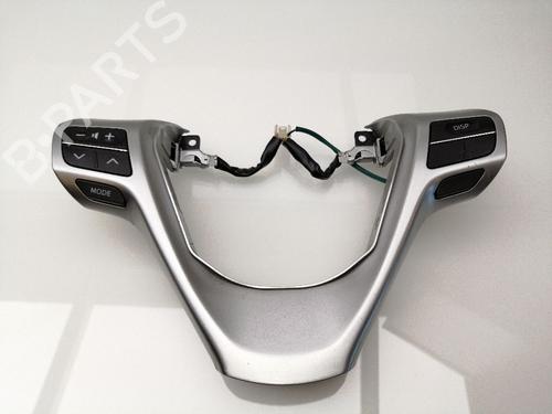 Used Steering wheel controls TOYOTA AVENSIS Estate (_T27_) 2.0 D-4D (ADT270_, ADT270R) (124 hp) 23380489