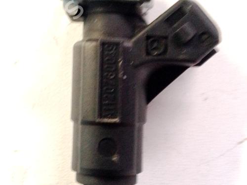 Inyector Inyector MERCEDES-BENZ E-CLASS (W210) E 320 (210.065) (224 hp) 33763229 33763229
