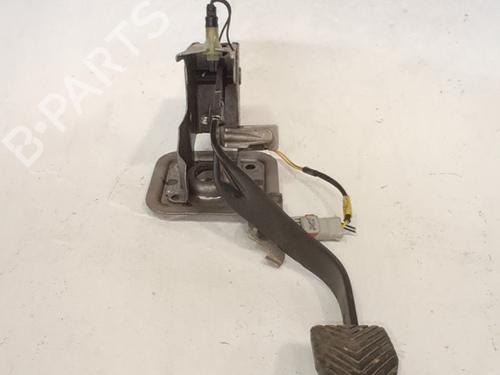 Used Clutch pedal Clutch pedal 37437573 37437573