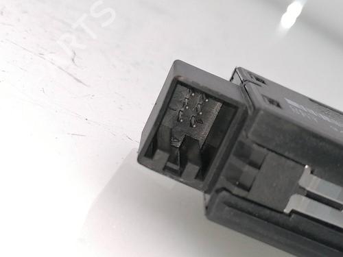 Warning switch AUDI Q5 (8RB) 2.0 TDI quattro | BP23383149I22 