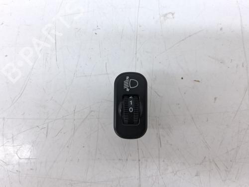 Used Switch MERCEDES-BENZ SPRINTER 3,5-t Van (B906) 310 CDI (906.631, 906.633, 906.635, 906.637) (95 hp) 28957223