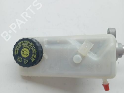 Brake master cylinder RENAULT KANGOO / GRAND KANGOO II (KW0/1_) 1.5 dCi 90 (KW05, KW08, KW0G, KW11) | BP23352613M77 