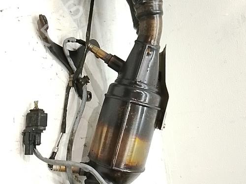 catalyst-mercedes-benz-c-class-w203-2000-2001-2002-2003-2004-2005-2006-2007-40549143 main image