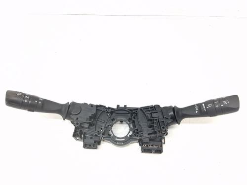 Used Switch TOYOTA AURIS Estate (_E18_) 1.8 Hybrid (ZWE186_, ZWE186R, ZWE186H) (136 hp) 28975830