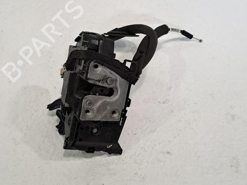 Højre bagtil lås SMART FORFOUR Hatchback (453) electric drive / EQ (453.091) (56 hp) 26381652