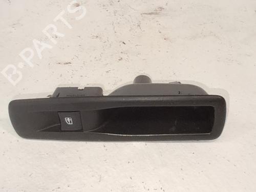 Mando elevalunas trasera derecho Mando elevalunas trasera derecho RENAULT MEGANE III Hatchback (BZ0/1_, B3_) 1.5 dCi (BZ09, BZ0D, BZ1W, BZ29, BZ14) (110 hp) 36407493 36407493