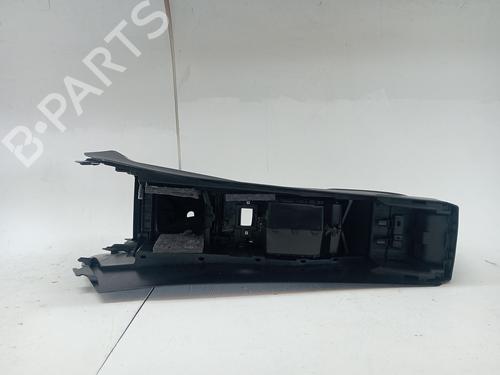 Armrest / Center console PEUGEOT 308 II (LB_, LP_, LW_, LH_, L3_) 1.2 THP 130 | BP24108719I20 