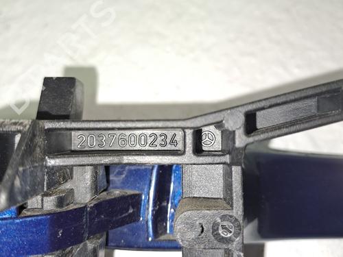 Front right exterior door handle MERCEDES-BENZ C-CLASS (W203) C 180 Kompressor (203.046) | BP23978282C129 