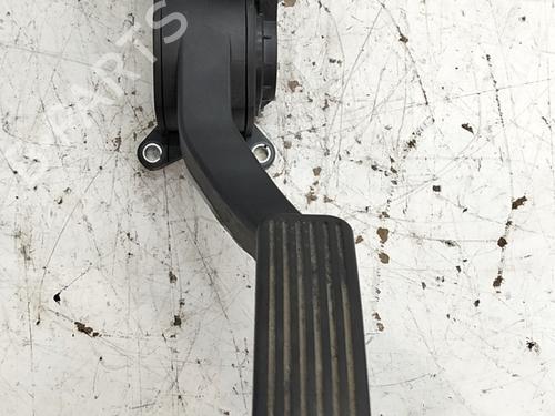 Pedal MAHINDRA XUV500 2.2 CRDe | BP38748426I4 - Image 5