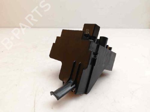 Fuse box TOYOTA RAV 4 II (_A2_) 2.0 D 4WD (CLA20_, CLA21_, CLA20R, CLA21R) | BP23650042E1 