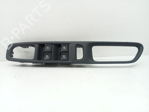 Venstre fortil elrude kontakt RENAULT CAPTUR I (J5_, H5_) 1.5 dCi 90 (J5N4, J5M5, J5MW, J5M6, J5AL, J5AJ) (90 hp) 27174838