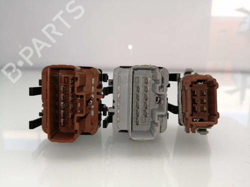 Left front window switch RENAULT MEGANE II (BM0/1_, CM0/1_) 1.5 dCi (BM0F, BM0T, BM2B, CM0F, CM0T) | BP23385195I27 