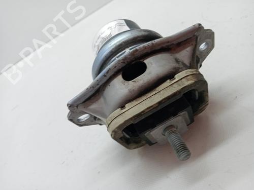 Engine mount LAND ROVER RANGE ROVER SPORT I (L320) 3.0 D 4x4 | BP23353561M89 
