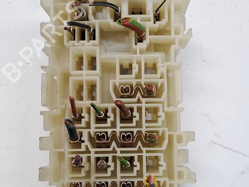 Fuse box LAND ROVER RANGE ROVER EVOQUE (L538) 2.2 D 4x4 | BP23943281E1 